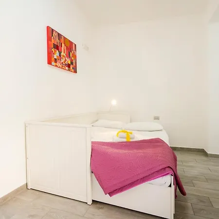 Apartment I 20 Archi