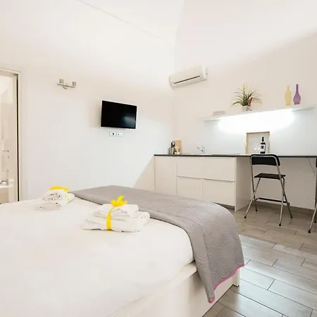 I 20 Archi Apartment *